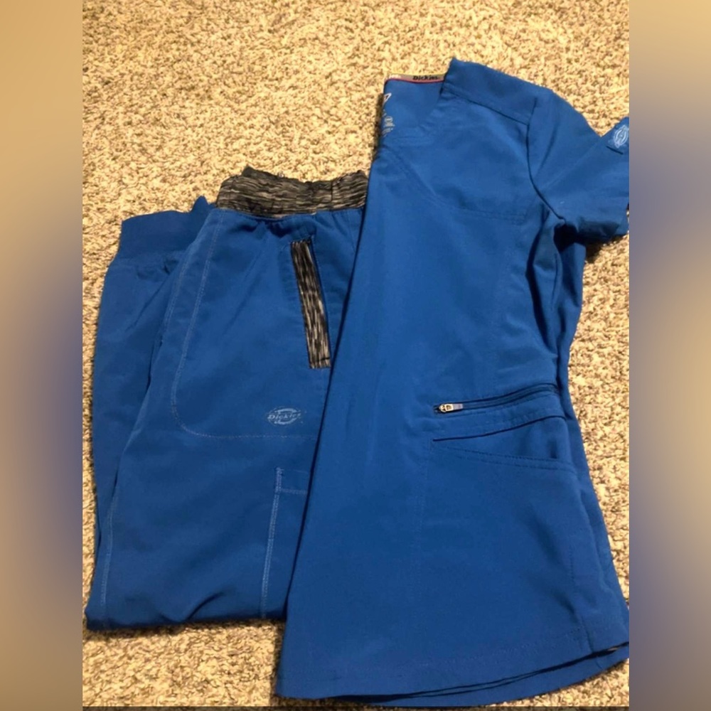 XS royal blue scrub bundle